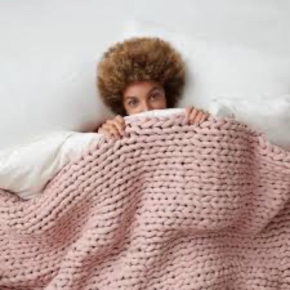 Bearaby. Chunky Knit Throw Blanket - Soft Pink